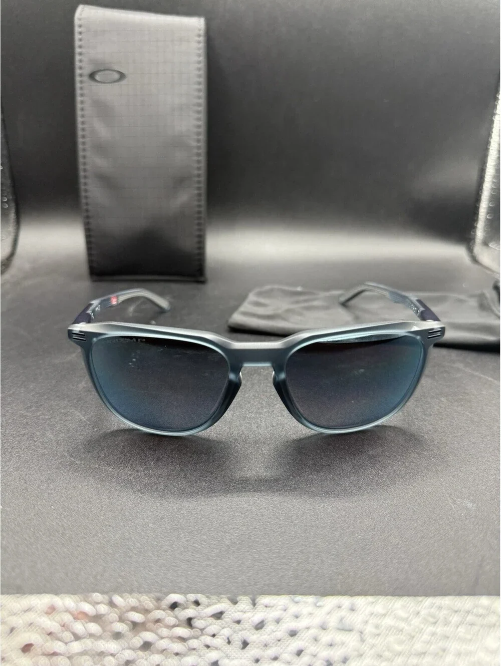 Oakley Thurso Matte Crystal Black/Prizm Deep Water Polarized OO9286-0554